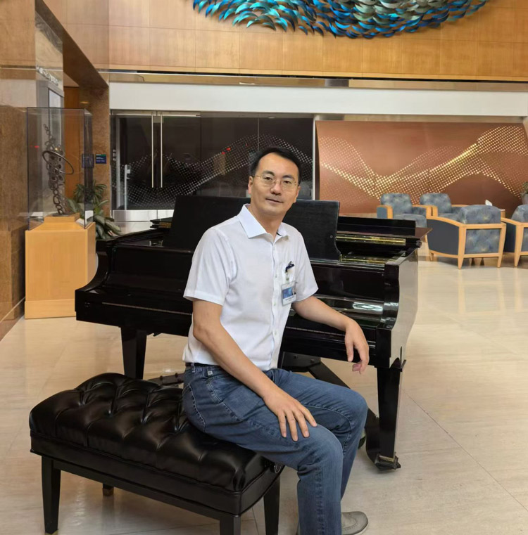 杨本迅院长赴美国梅奥医学中心进行学术交流:以国际前沿理念赋能医疗创新,助力我院在下肢静脉曲张诊疗领域高质量发展 杨本迅院长赴美国梅奥医学中心进行学术交流:以国际前沿理念赋能医疗创新,助力我院在下肢静脉曲张诊疗领域高质量发展