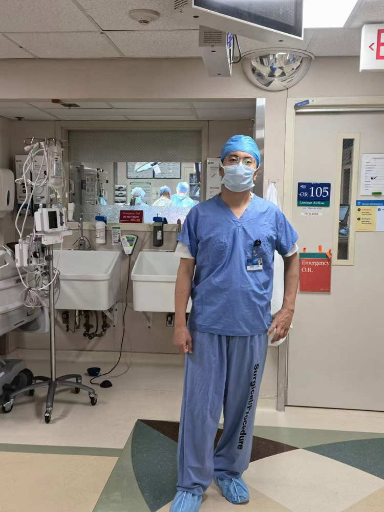 杨本迅院长赴美国梅奥医学中心进行学术交流:以国际前沿理念赋能医疗创新,助力我院在下肢静脉曲张诊疗领域高质量发展 杨本迅院长赴美国梅奥医学中心进行学术交流:以国际前沿理念赋能医疗创新,助力我院在下肢静脉曲张诊疗领域高质量发展